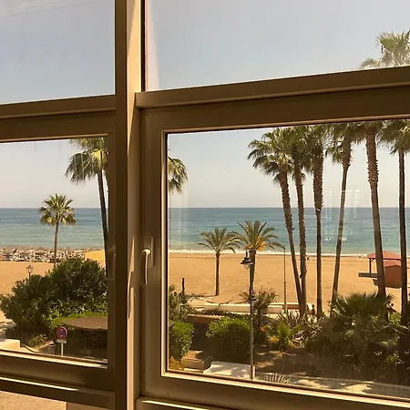 アパート First Line Sea By Oliva